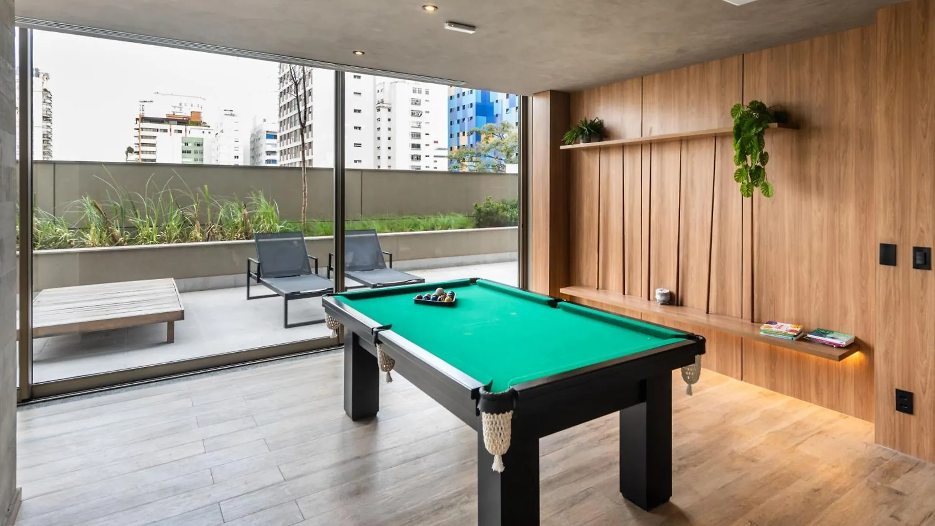 Ma14 | Novo Bhaus Jardins | Oscar Freire | Metro Apartment Sao Paulo